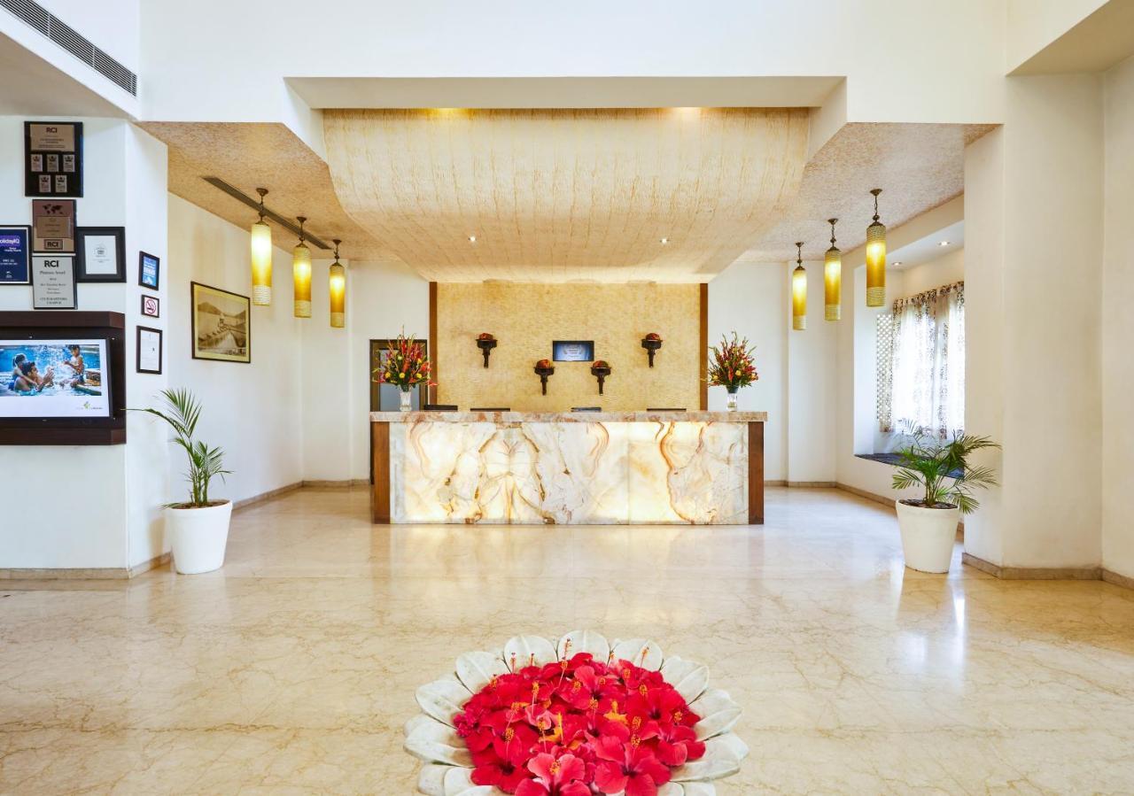 Club Mahindra Udaipur Hotel Exterior photo
